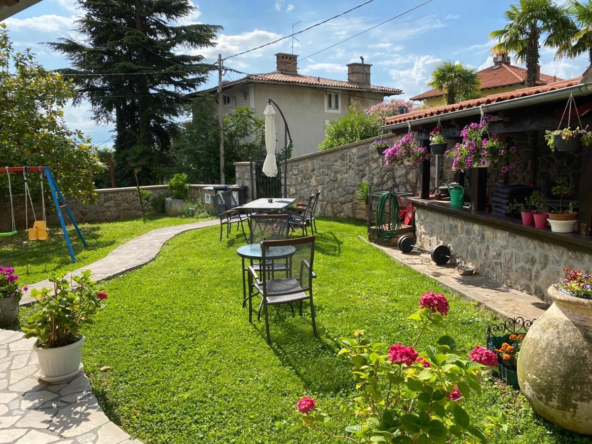Penthouse Lovran Exterior foto